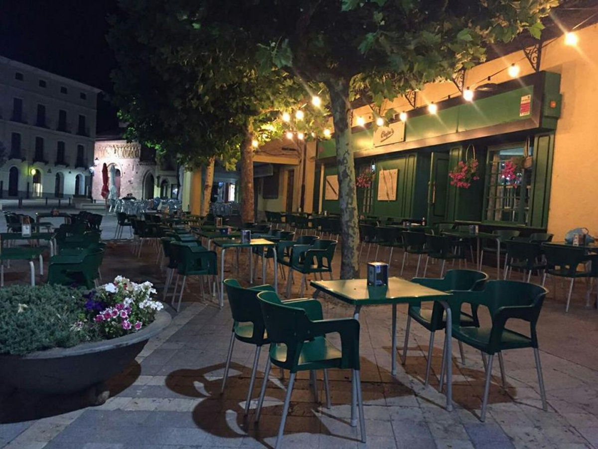 pubchapas001003.jpg